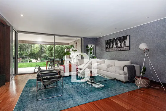 Departamento Con Jardin En Venta De 3 Dorm. En Lo Barnechea