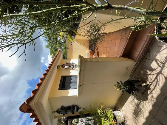 Hermosa Y Espaciosa Casa En Los Pinos, Arroyo Hondo