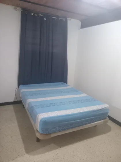 Se Alquila Habitación El Marqués Estacionamiento Incluido 