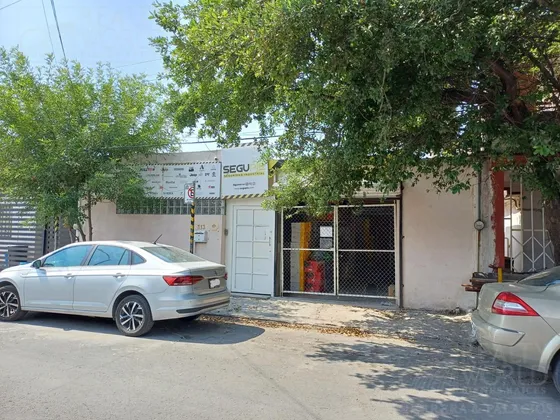 Bodega Industrial En  Mitras Norte