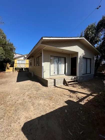 Propiedad Con Dos Casas En Pichidangui