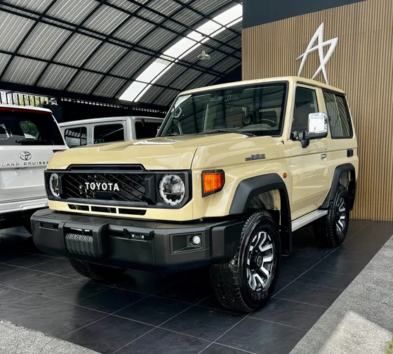 Toyota Land Cruiser 71 2.8 Turbo Diesel