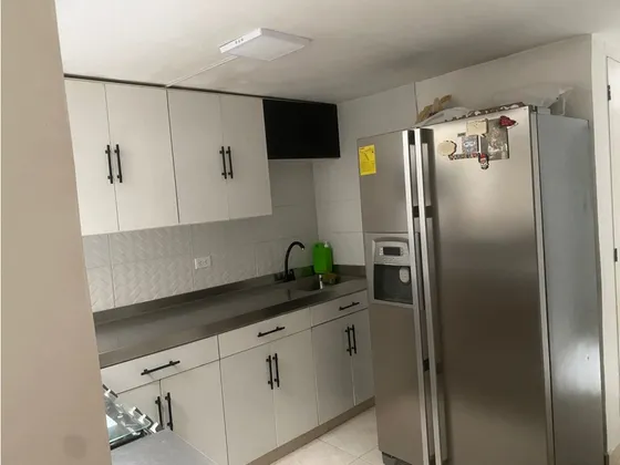 Casa En Venta En Cataluña La Milagrosa (y)