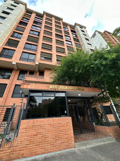 Josseyris Jimenez Vende Apartamento En El Bosque Res Isla Centinela