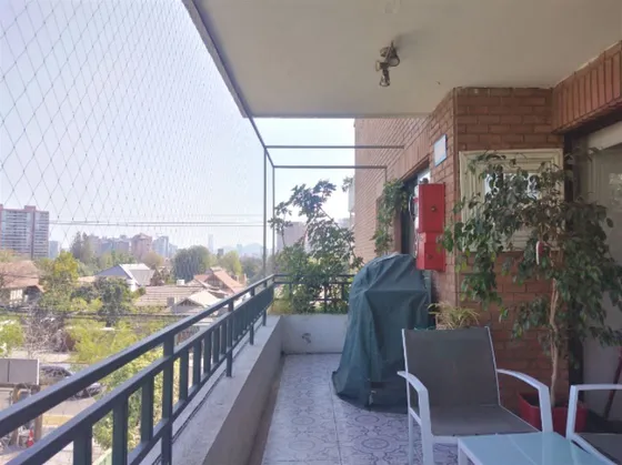 Departamento En Venta De 4 Dorm. En Las Condes