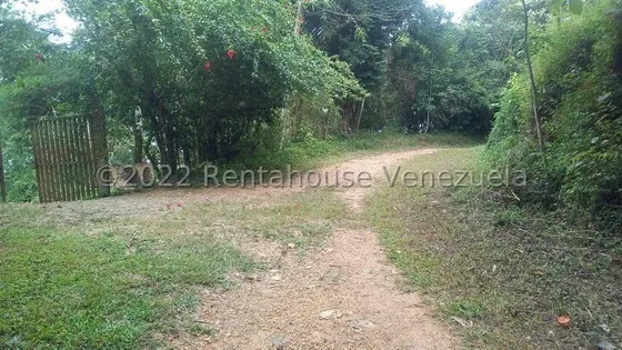39842m2 En Turgua (el Hatillo)fundo Agrícola Recreacional Con Clima De Montaña, Mls#22-28764