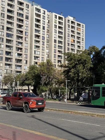 Departamento En Venta De 3 Dorm. En Santiago
