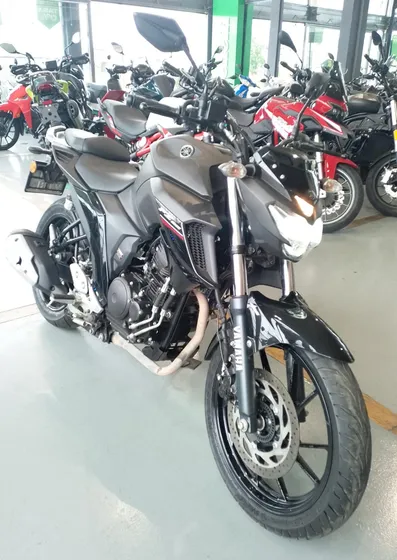 Yamaha Fz 25