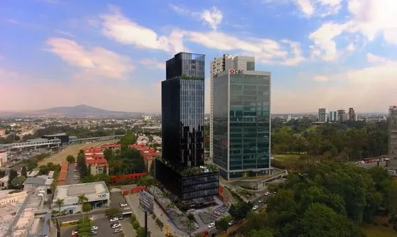 Oficina En Venta En Colomos Providencia