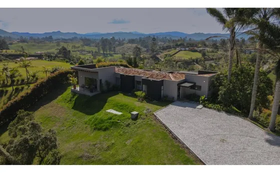 Espectacular Finca En Venta Quirama El Carmen De Viboral 