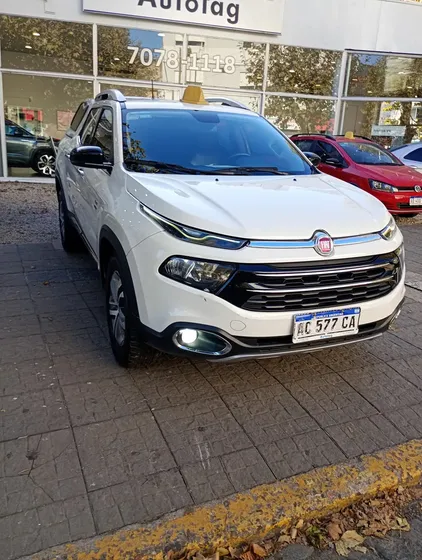 Fiat Toro 2.0 Volcano 4x4 At