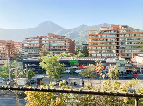 Departamento En Venta De 3 Dorm Vista Despejada En Vitacura