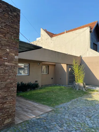 Venta Casa. Belgrano Al 600. Ramos Mejía.
