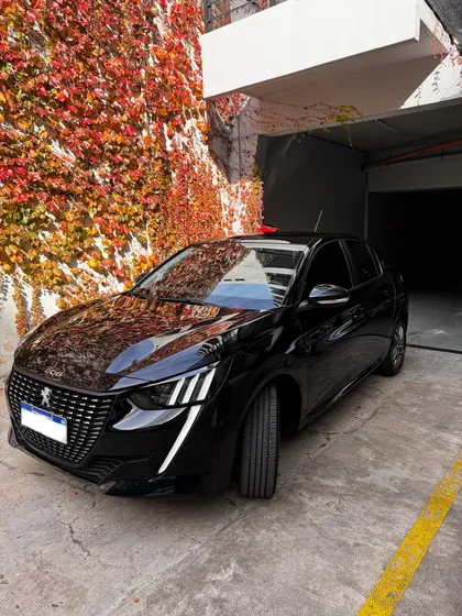 Peugeot 208 1.6 Feline Tiptronic