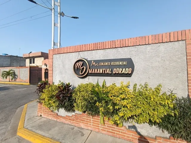 Saidy & Yosmar Vende Town House En Conjunto Res. Manantial Dorado. Inth-100