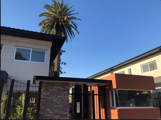 Hermoso Dúplex En Complejo Cerrado