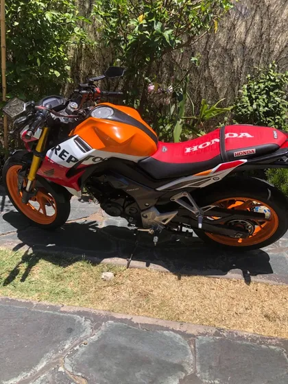 Honda Cb 190r Repsol Impecable Lista Para Transferir