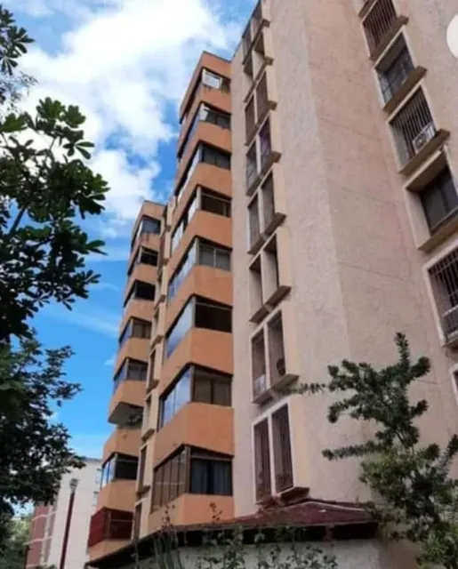 Se Vende Apartamento Urb. Santa María Residencias Altamira