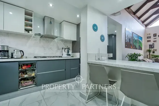Remodelada Casa En Venta Violeta Cousiño, Peñalole...