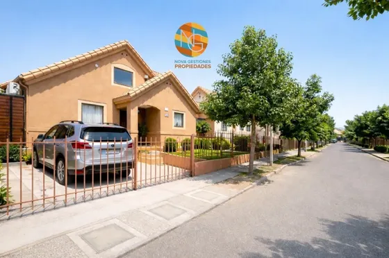 Casa En Jardines De La Viña, La Florida. 3d+2b+ Piscina