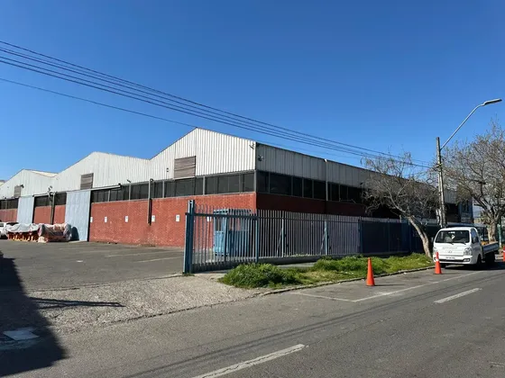 Arriendo De Bodega Industrial En San Miguel Id 82.740-ind