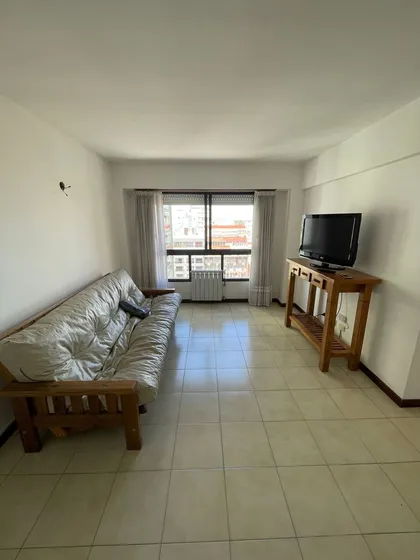 Departamento 2 Ambientes Con Cochera Y Baulera