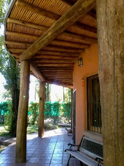 Alquiler Temporario Mendoza.   De Barro Y Caña   - Apacible, Diferente Y Lleno De Esencia.
