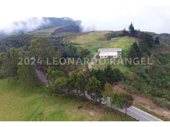 Se Vende Grandiosa Finca De 50 Hectáreas Ubicada En El Sector Los Joques, Mérida.