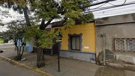 Se Vende Casa Con Muy Buena Ubicación