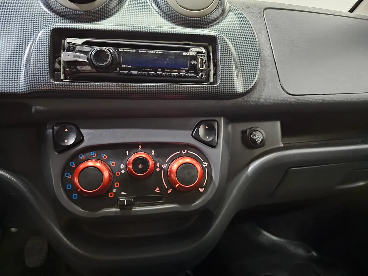 Fiat Uno 1.4 Sporting5178754684328550421
