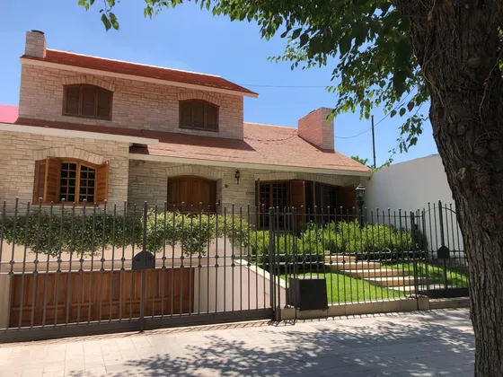 Casa En  Venta En Quinta Sección - Capital - Mendoza