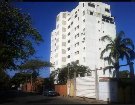 Apartamento Amplio De 94mts.3hab-2baños.vista Al Mar.