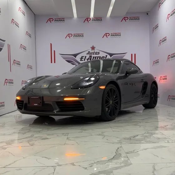 Porsche 718 Cayman Cayman