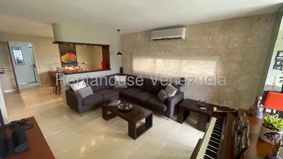 Apartamento En Venta, Urb. Las Mesetas De Santa Rosa De Lima