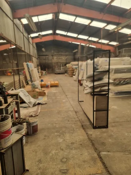 Bodega Con Excelente Ubicacion, Uso De Suelo Industrial Y Comercial.