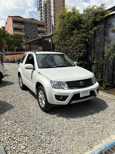 Suzuki Grand Vitara 2.0