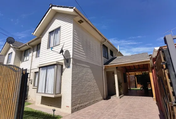 Se Vende Casa Condominio Ombu Comuna Peñaflor