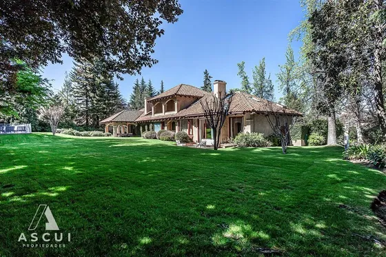 Maravillosa Y Elegante Casa!