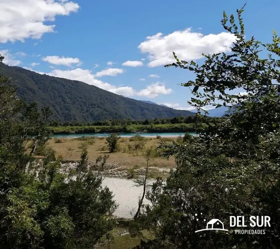 Terreno En Río Puelo Con Bosque Nativo, Deslinde De Río