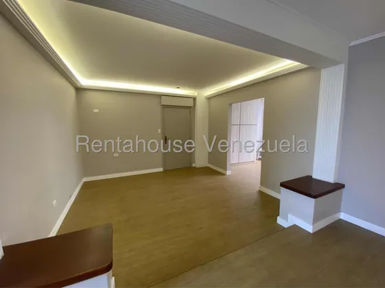 Apartamento En Alquiler Los Palos Grandes #25-20856