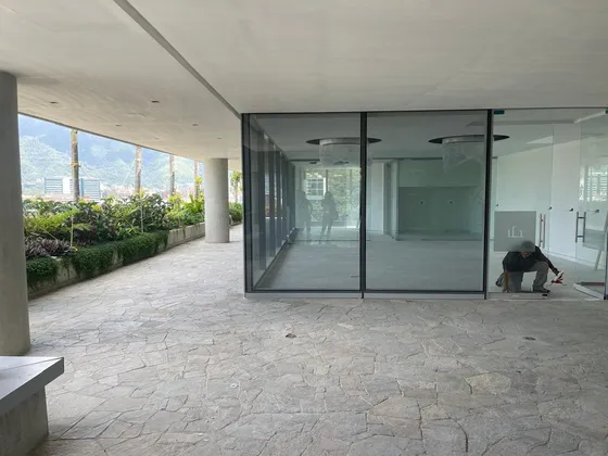 Hermoso Apartamento Exclusivo En Alquiler En Las Mercedes 