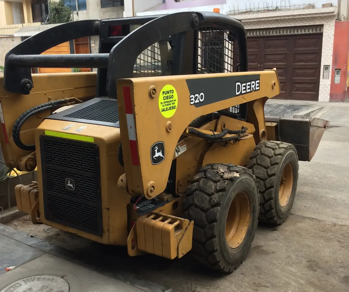 John Deere 320 Mini Loader63836226992257120