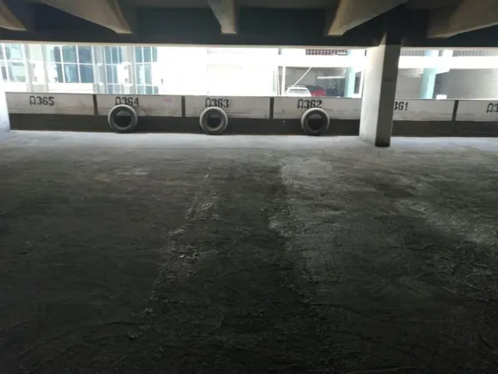 Estacionamiento Convencional En Edificio Sol De Chile