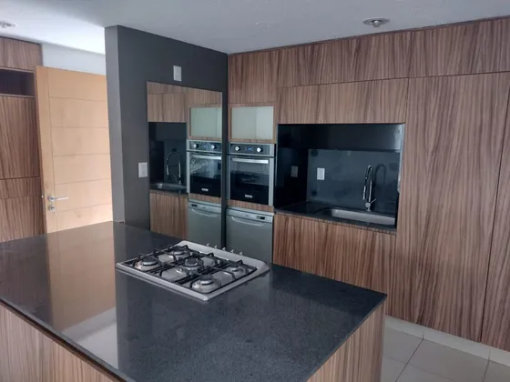 Casa Duplex (en Pb) En Renta