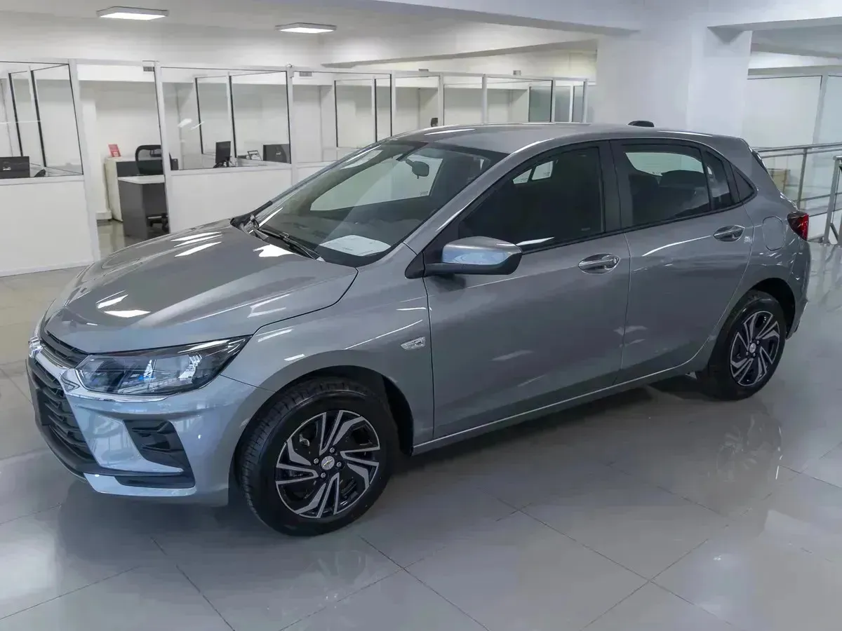 Chevrolet Onix 1.0 Lt