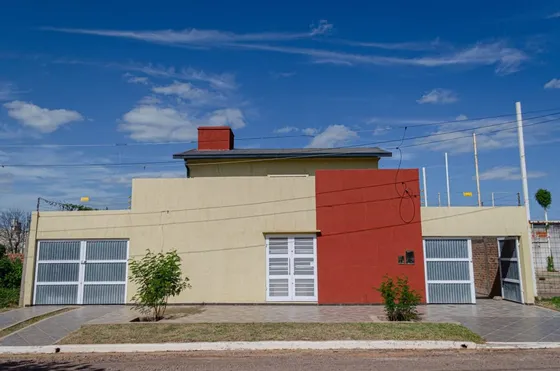 Venta Casa A Estrenar En Corrientes Capital.