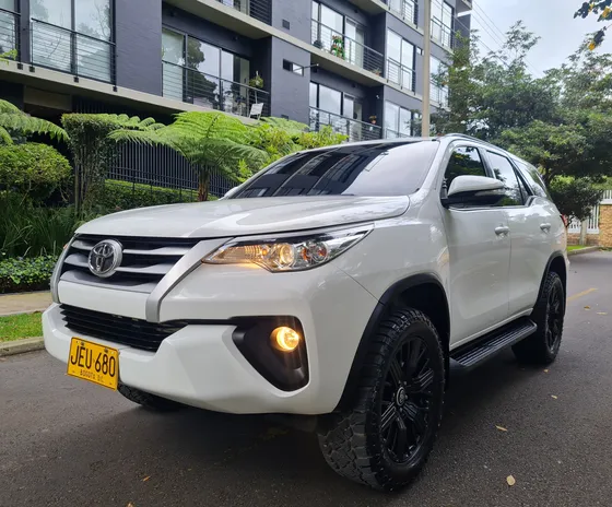 Toyota Fortuner 2.7l