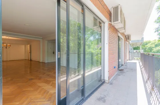Departamento 7 Amb Venta En Palermo Chico Cochera 