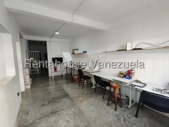 Terreno Y Local En Venta Barquisimeto Centro Este Codigo 2  5 1  4  6  0 0  Mildred Comercial De Fácil Acceso En Zona Estratégica Para El Desarrollo De Tu Negocio 347 Mts Posee Deposito Y Oficina 