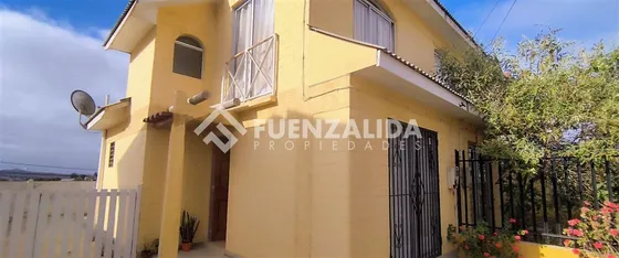 Casa En Venta En Av El Sauce En Coquimbo